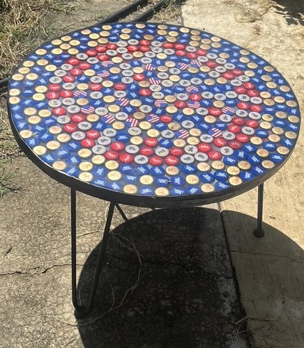 Round bottle cap table - round, wood